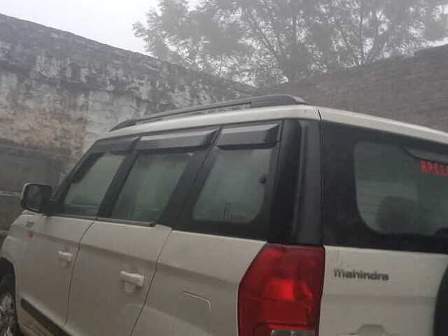 Used Mahindra TUV300 [2015-2019] T8 mHAWK100 in Shahjahanpur