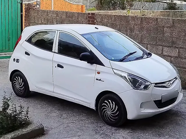 Used 2013 Hyundai Eon in Srinagar