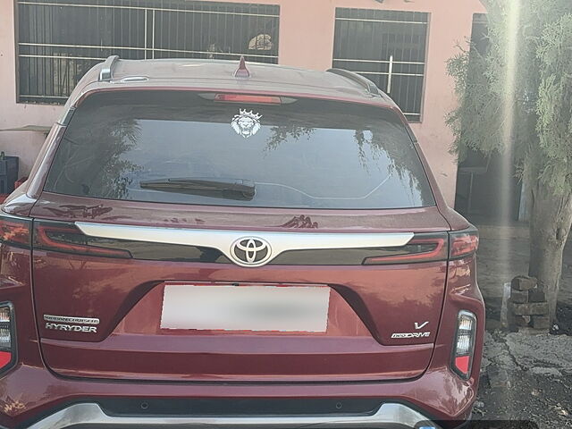 Used Toyota Urban Cruiser Hyryder V AT NeoDrive in Sangli