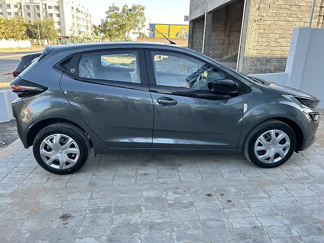 Used 2023 Tata Altroz in Botad