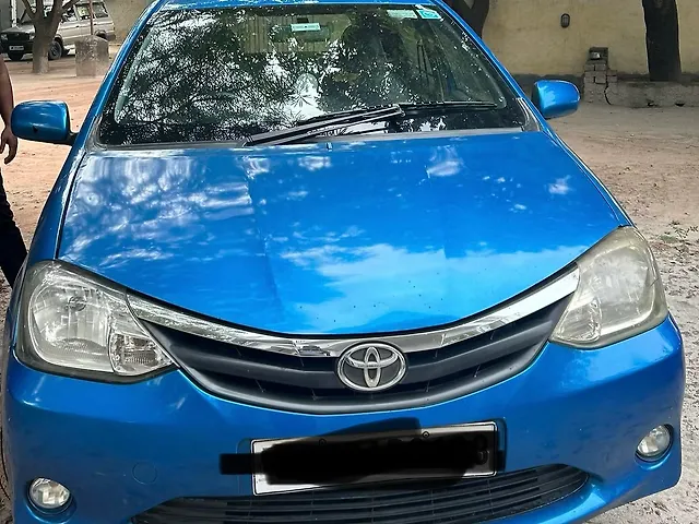 Used 2014 Toyota Etios Liva in Kolkata
