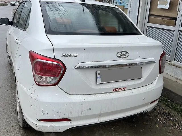 Used 2015 Hyundai Xcent in Srinagar