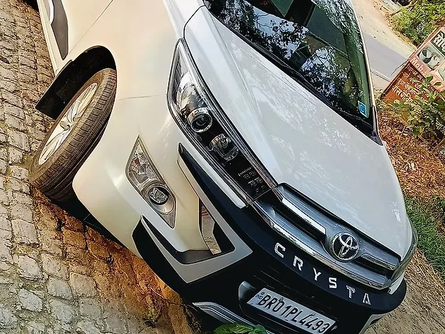 Used 2020 Toyota Innova Crysta in Siwan