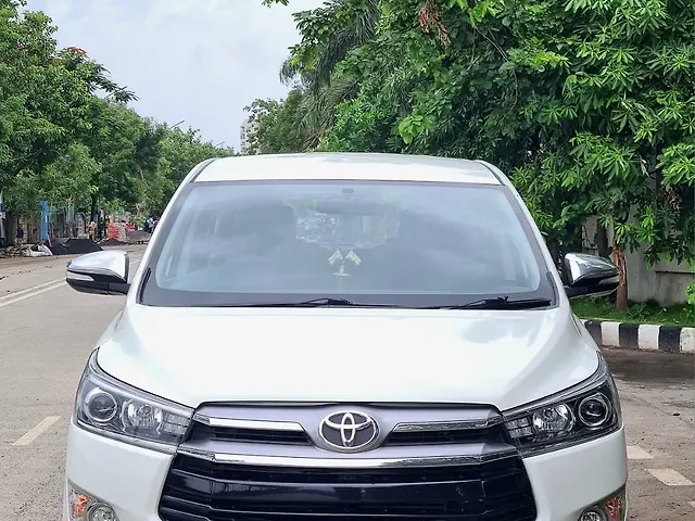 Used 2017 Toyota Innova Crysta in Bhavnagar