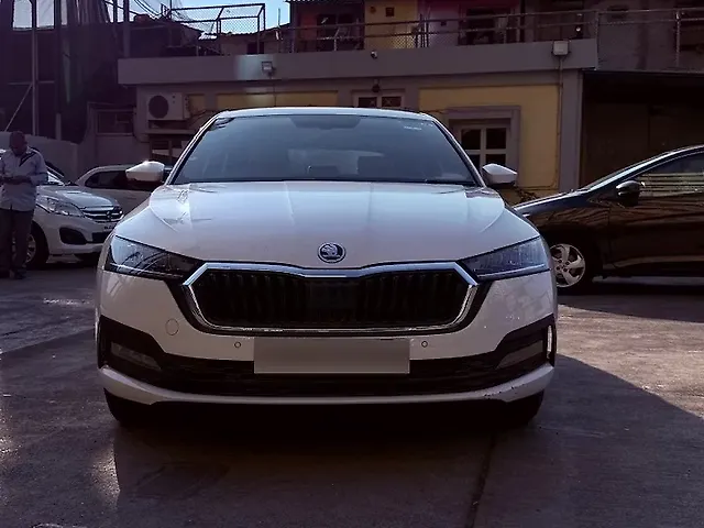 Used Skoda Octavia Style 2.0 in Mumbai