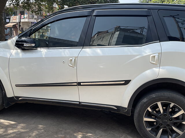 Used Mahindra XUV500 W11 AT in Agra