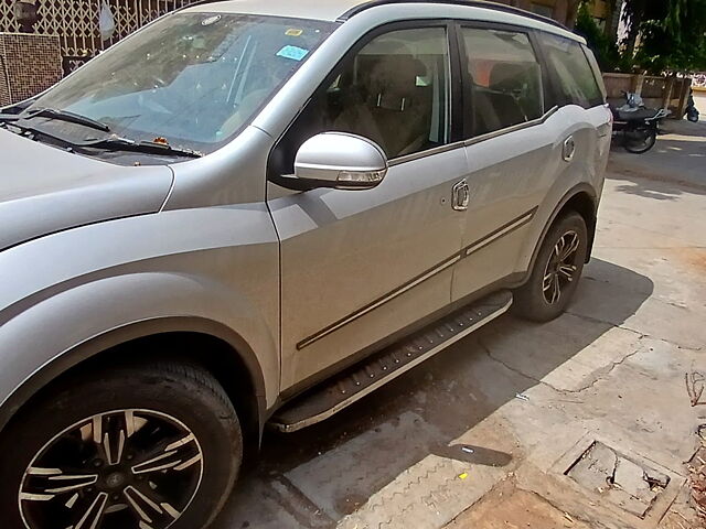 Used Mahindra XUV500 W7 [2018-2020] in Dahod