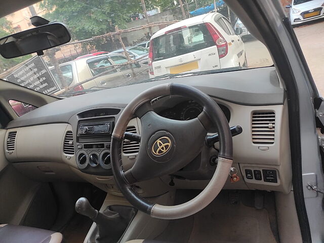 Used Toyota Innova [2009-2012] 2.5 GX 7 STR in Hyderabad