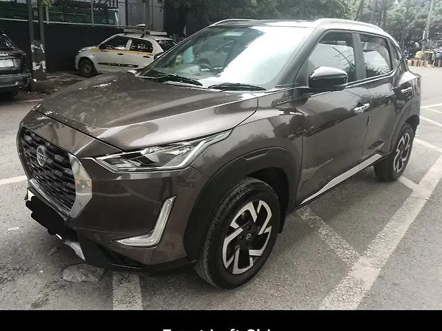 Used 2024 Nissan Magnite in Noida