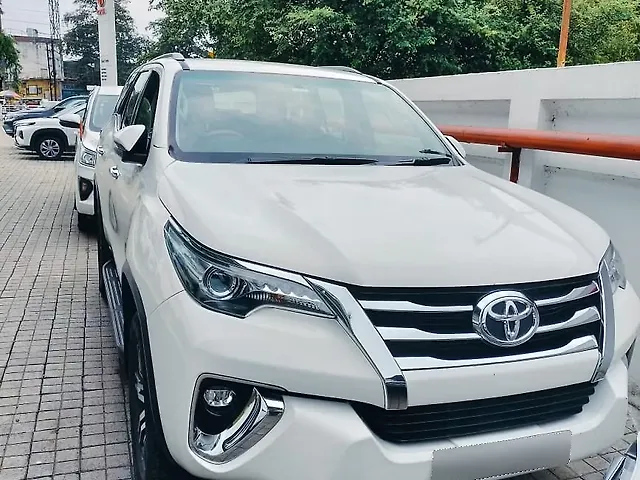 Used 2017 Toyota Fortuner in Jabalpur