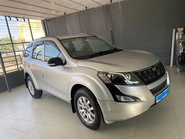 Used 2016 Mahindra XUV500 in Jaipur
