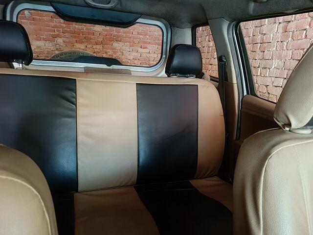 Used Mahindra TUV300 [2015-2019] T4 in Farrukhabad