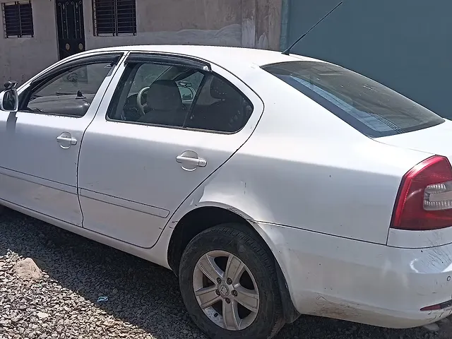 Used 2010 Skoda Laura in Bhopal