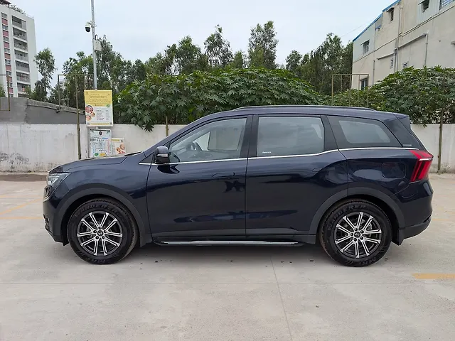 Used Mahindra Old Generation XUV700 AX 7 Diesel AT AWD Luxury Pack 7 STR [2021] in Kolkata