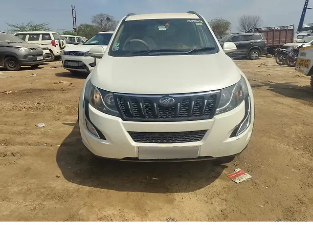 Used 2016 Mahindra XUV500 in Kanpur