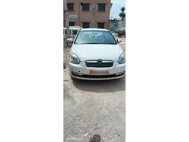 Used 2010 Hyundai Verna in Pali