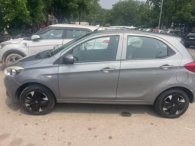 Used Tata Tiago [2016-2020] Revotron XT (O) [2016-2019] in Chandigarh