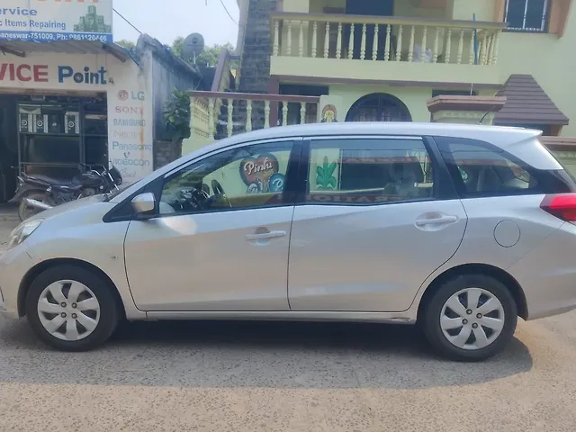 Used Honda Mobilio V Petrol in Bhubaneswar
