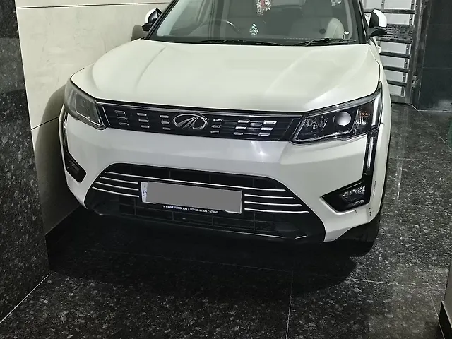 Used 2019 Mahindra XUV300 in Agra