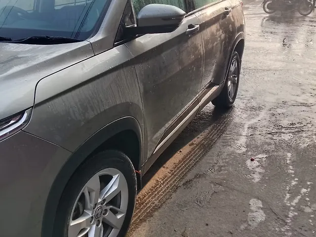 Used MG Hector [2021-2023] Shine 2.0 Diesel Turbo MT in Dehradun