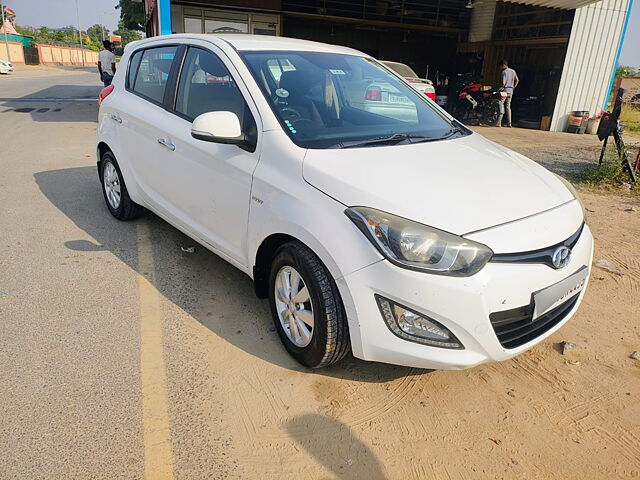 Used 2014 Hyundai i20 in Ahmedabad