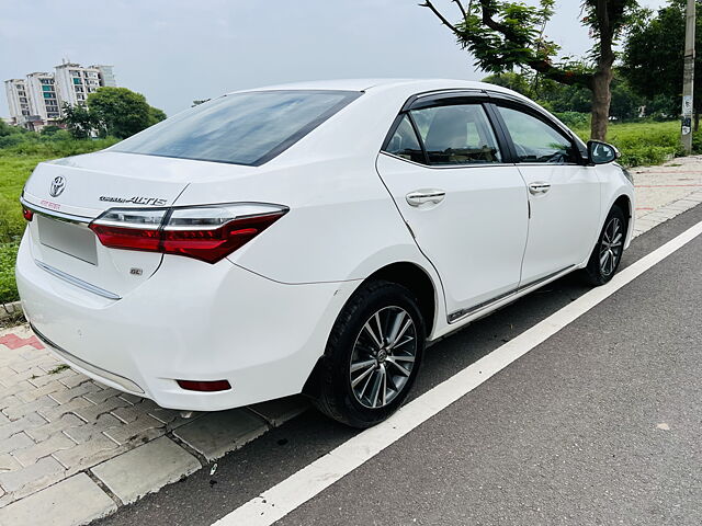 Used Toyota Corolla Altis GL Petrol in Delhi