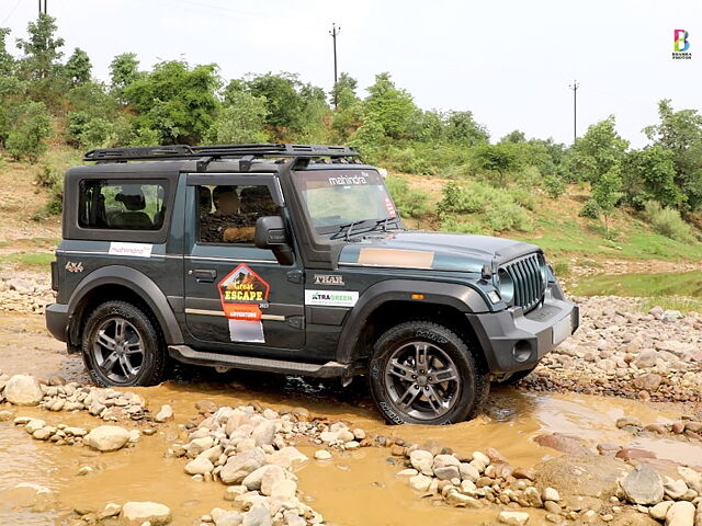 Used Mahindra Thar LX Hard Top Diesel AT in Jhansi