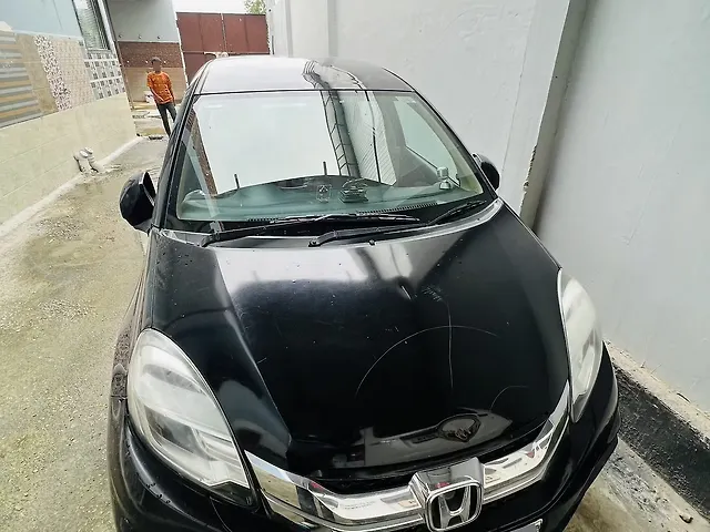 Used 2015 Honda Mobilio in Firozabad Used 2015 Honda Mobilio in Firozabad