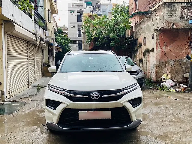 Used Toyota Urban Cruiser Hyryder V AT NeoDrive [2022-2023] in Delhi