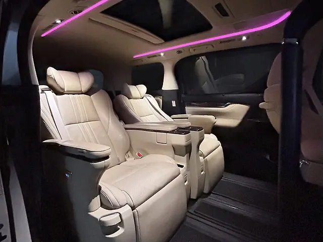 Used Toyota Vellfire [2020-2023] Hybrid in Mumbai