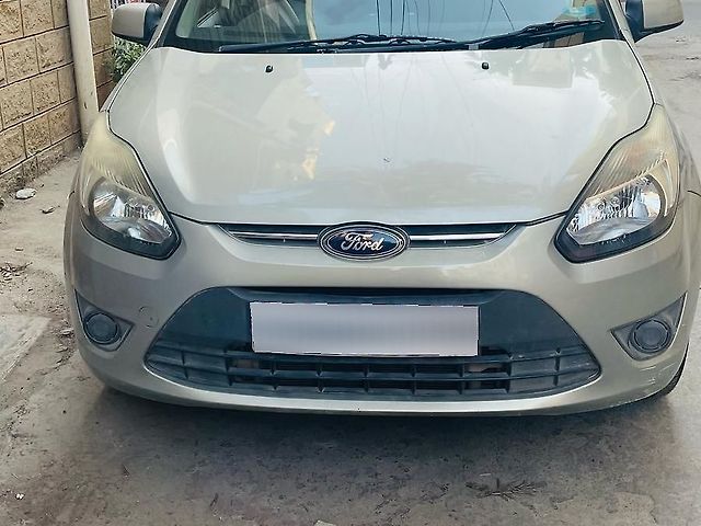 Second Hand 2011 Ford Figo Duratec Petrol ZXI 1 2 For Sale At Rs 2 second-hand-2011-ford-figo-duratec-petrol-zxi-1-2-for-sale-at-rs-2