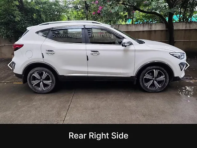 Used 2022 MG Astor in Pune
