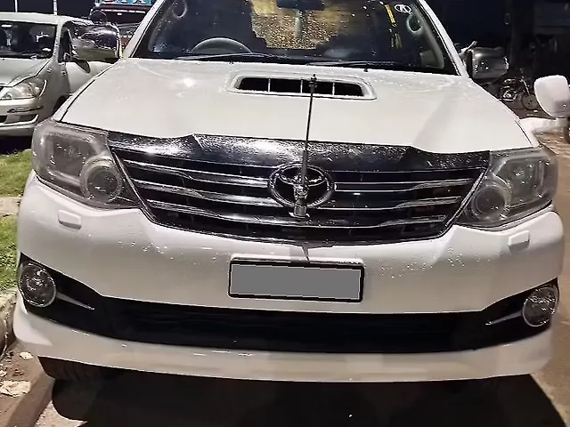Used 2011 Toyota Fortuner in Tumkur
