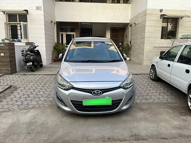 Used 2013 Hyundai i20 in Chandigarh