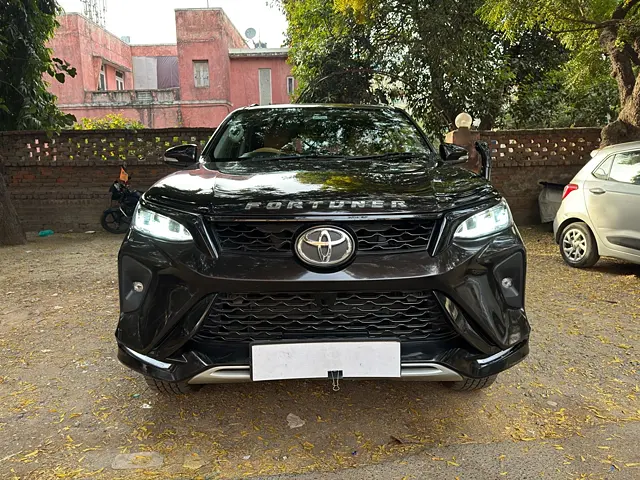 Used 2017 Toyota Fortuner in Delhi
