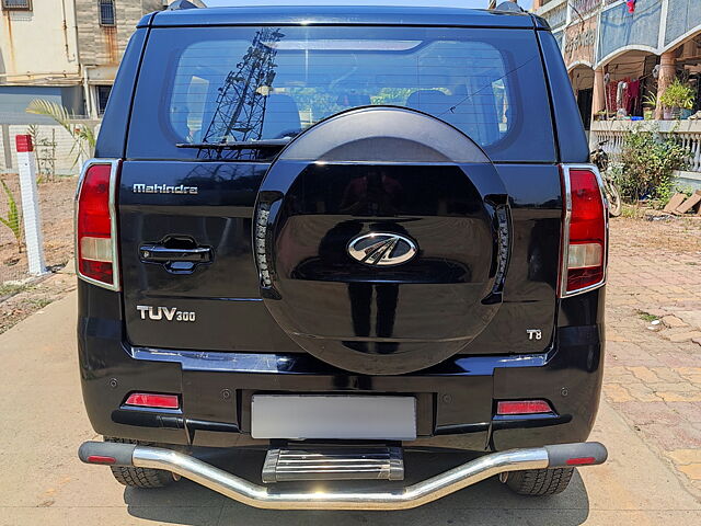 Used Mahindra TUV300 [2015-2019] T8 in Vapi