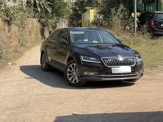 Used 2017 Skoda Superb in Mumbai
