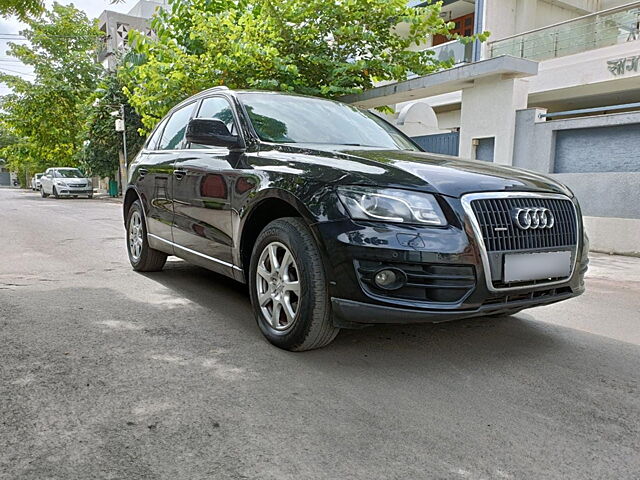 Used 2010 Audi Q5 in Ahmedabad