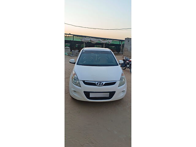 Used 2011 Hyundai i20 in Banaskantha