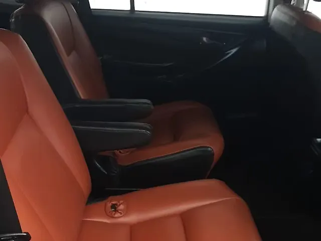 Used Toyota Innova Crysta [2016-2020] 2.4 GX 7 STR [2016-2020] in Ghaziabad