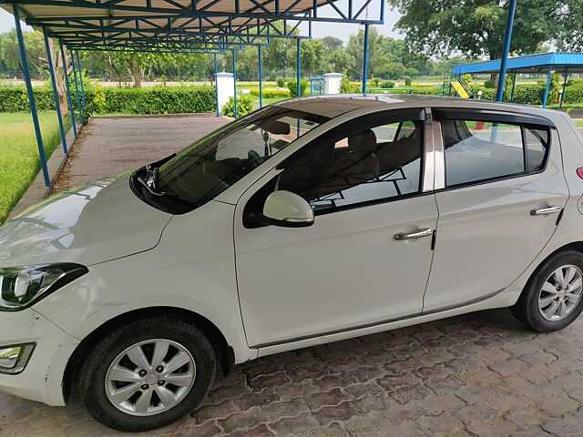 Used Hyundai i20 [2012-2014] Sportz 1.4 CRDI in Allahabad