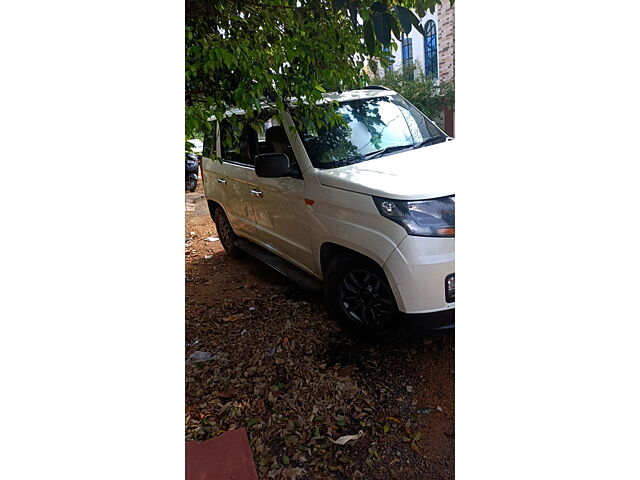 Used 2018 Mahindra TUV300 in Hyderabad