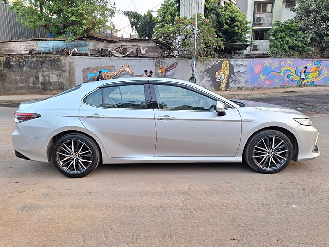 Used Toyota Camry Hybrid in Mumbai