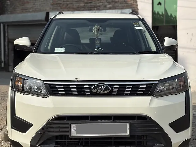 Used 2019 Mahindra XUV300 in Paonta Sahib