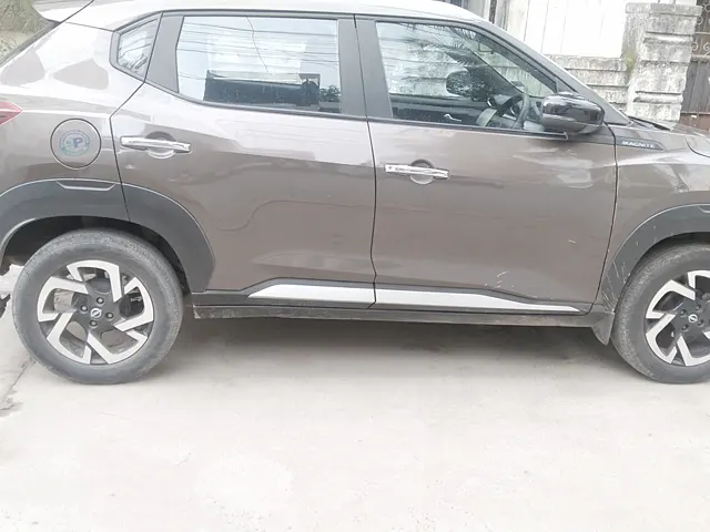 Used 2022 Nissan Magnite in Hyderabad