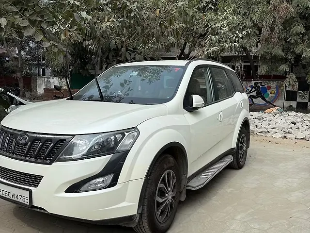 Used 2017 Mahindra XUV500 in Indore Used 2017 Mahindra XUV500 in Indore
