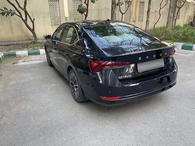 Used Skoda Octavia L&K 2.0 in Delhi