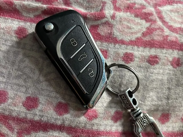 Used Maruti Suzuki Swift [2011-2014] VXi in Dehradun