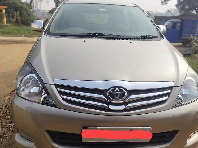 Used 2010 Toyota Innova in Daltonganj