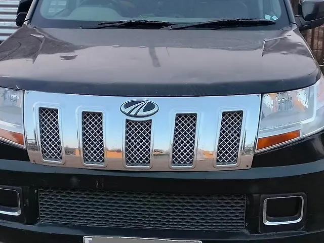 Used 2017 Mahindra TUV300 in Banda